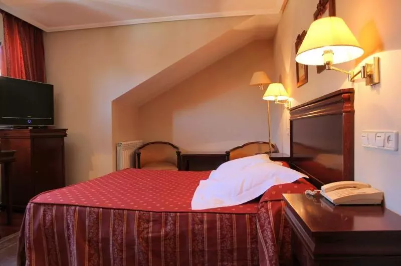 Fotos del hotel Spa Paris:  3