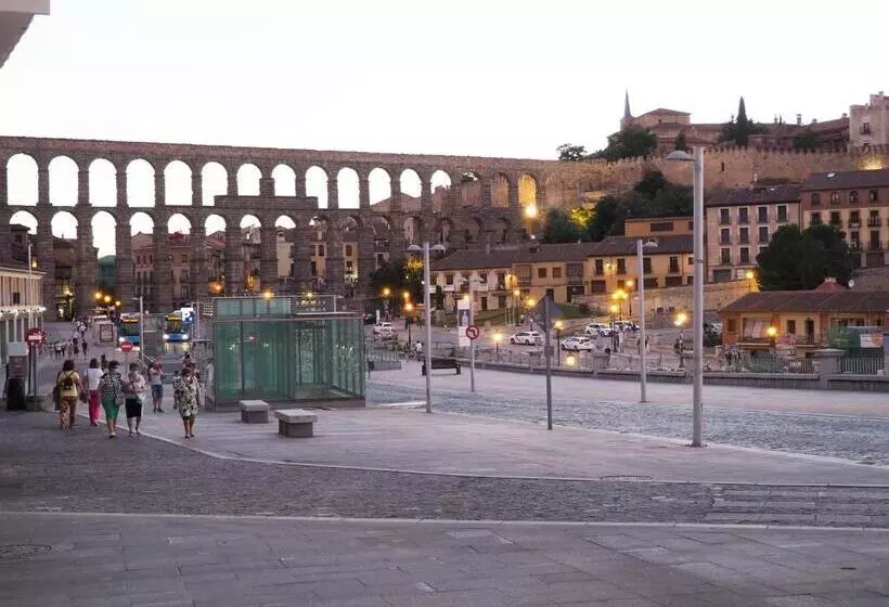 Fotos del hotel Ele Acueducto:  10