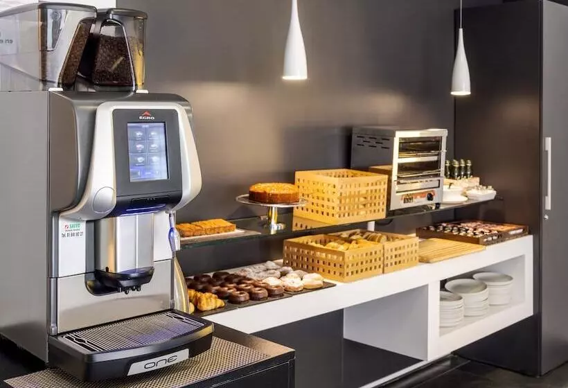 Fotos del hotel Ilunion Romareda:  13