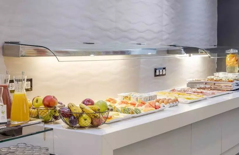 Fotos del hotel Ilunion Romareda:  15