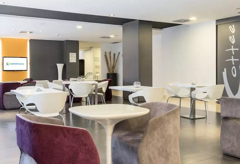 Fotos del hotel Ilunion Romareda:  11