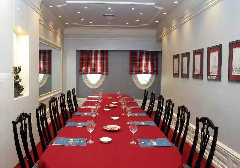 Fotos del hotel Lopez De Haro:  6