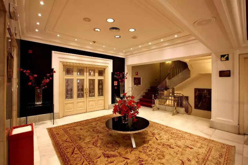 Fotos del hotel Lopez De Haro:  16