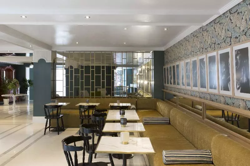 Fotos del hotel Petit Palace Puerta De Triana:  20