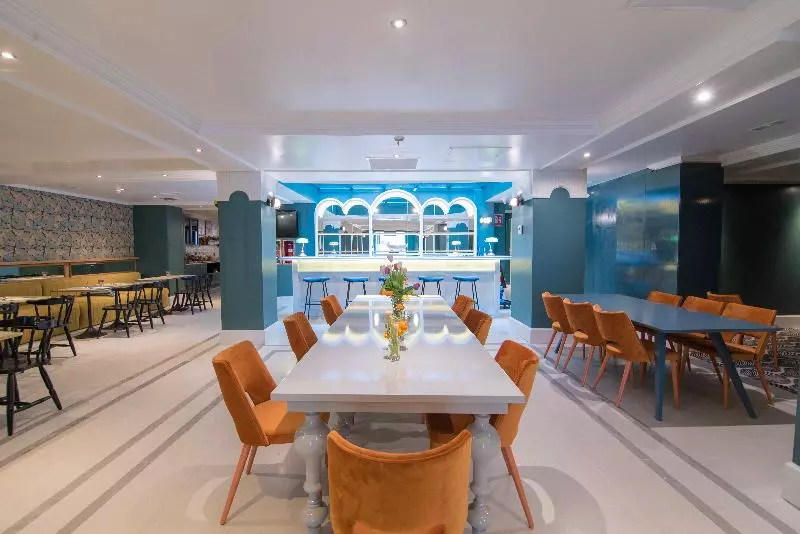 Fotos del hotel Petit Palace Puerta De Triana:  21