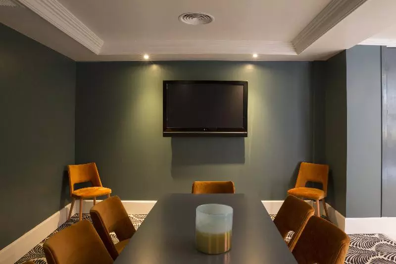 Fotos del hotel Petit Palace Puerta De Triana:  10