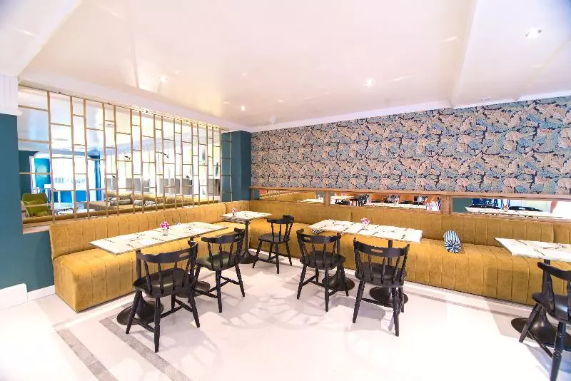 Fotos del hotel Petit Palace Puerta De Triana:  15