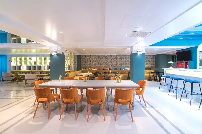 Fotos del hotel Petit Palace Puerta De Triana:  23