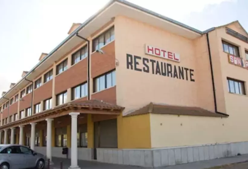 Fotos del hotel San Roque:  11
