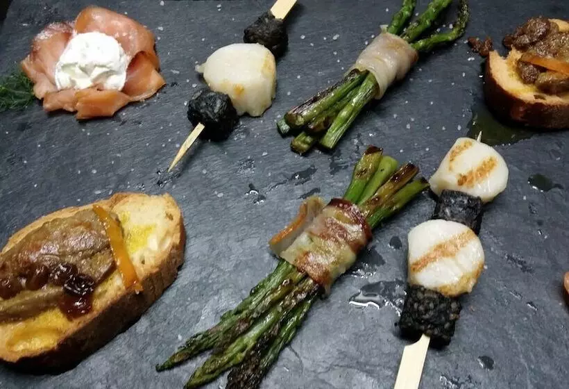 Fotos del hotel Castellote:  11