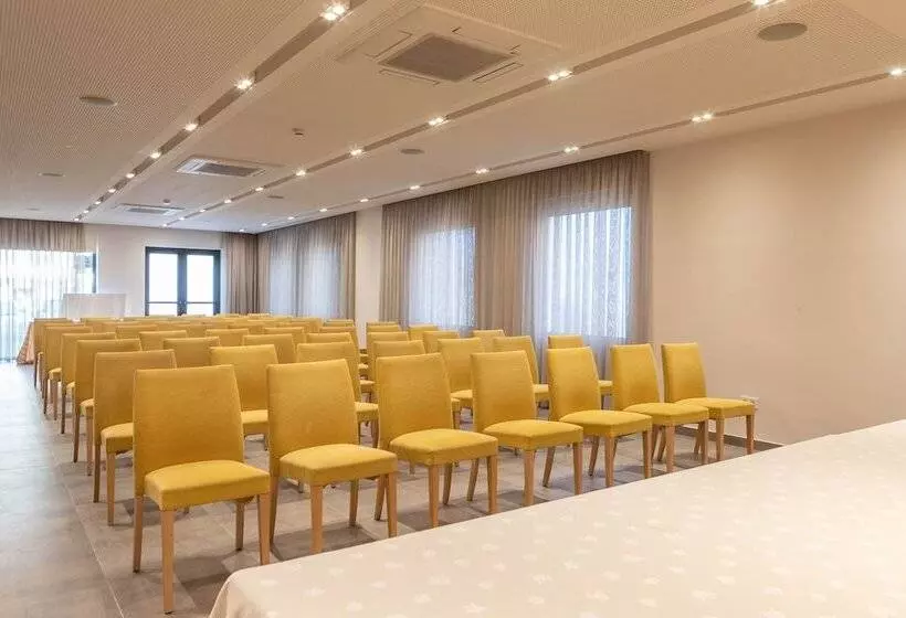 Fotos del hotel Montecarlo Spa & Wellness:  6