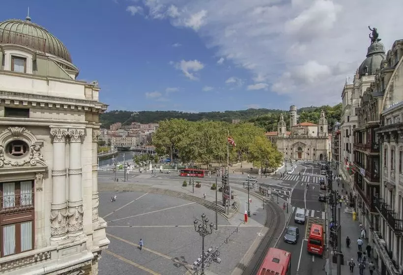Fotos del hotel Petit Palace Arana Bilbao:  16