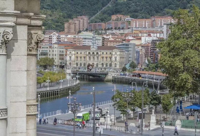 Fotos del hotel Petit Palace Arana Bilbao:  18
