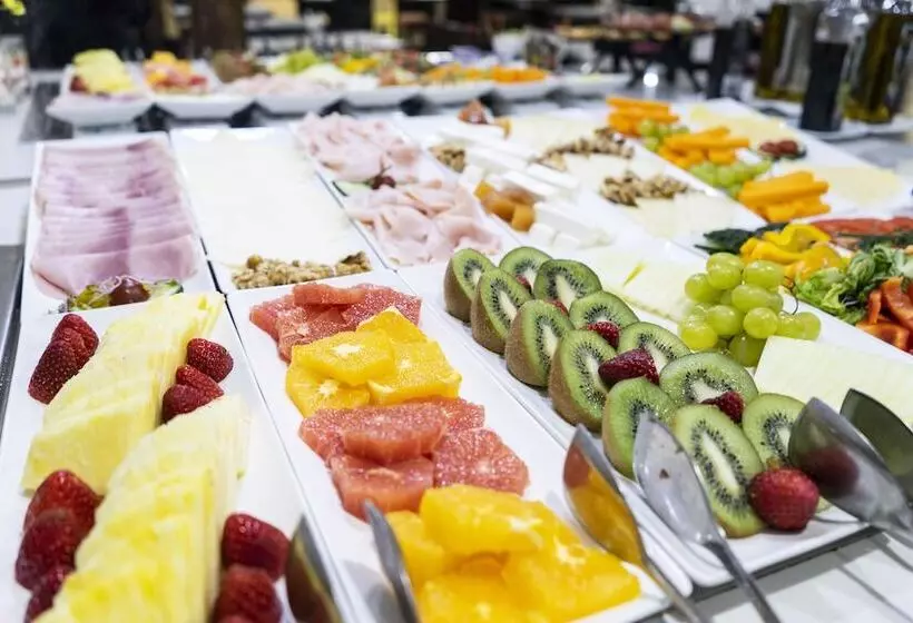 Fotos del hotel Petit Palace Arana Bilbao:  4