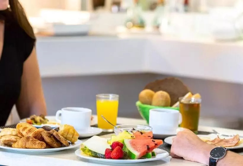 Fotos del hotel Hostal Neptuno:  23