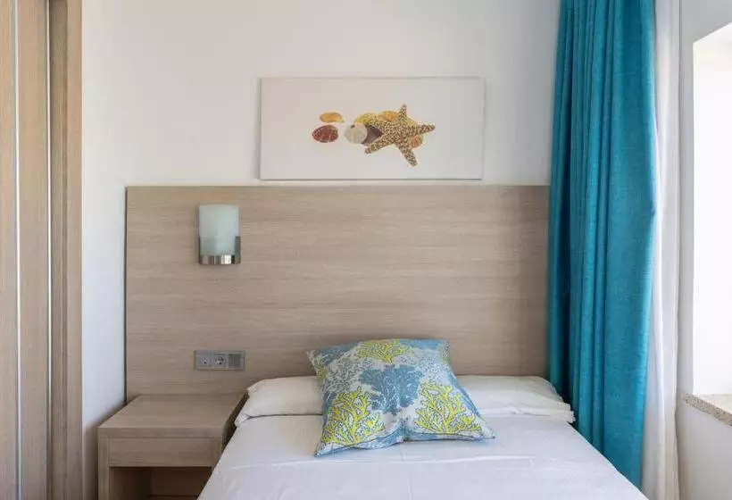 Fotos del hotel Hostal Neptuno:  18