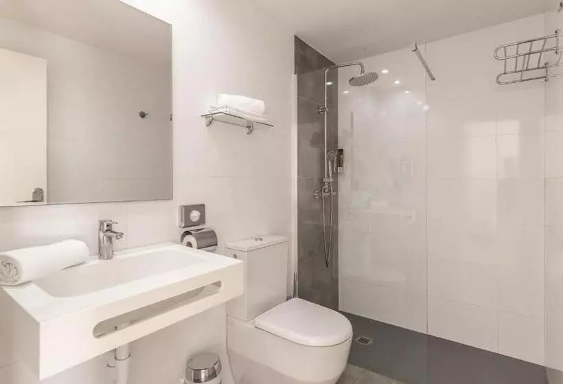 Fotos del hotel Hostal Neptuno:  7