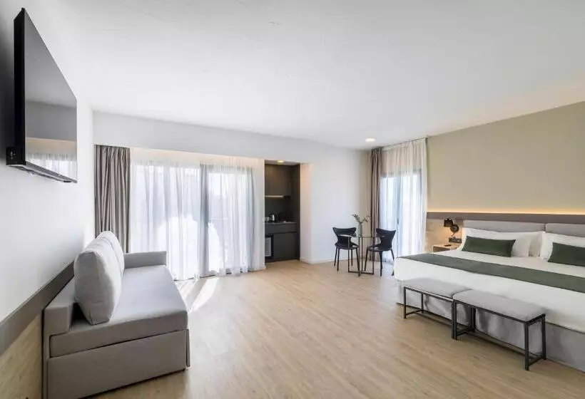 Occidental Puerto Banús