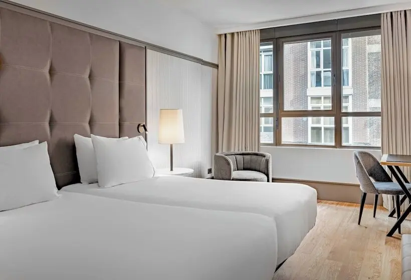 Fotos del hotel Ac  Avenida De América By Marriott:  39