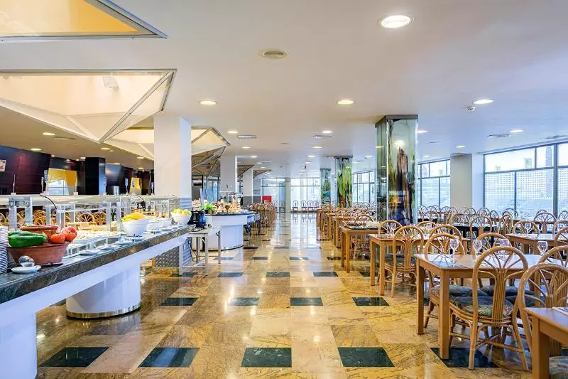 Fotos del hotel Roquetas Beach:  12