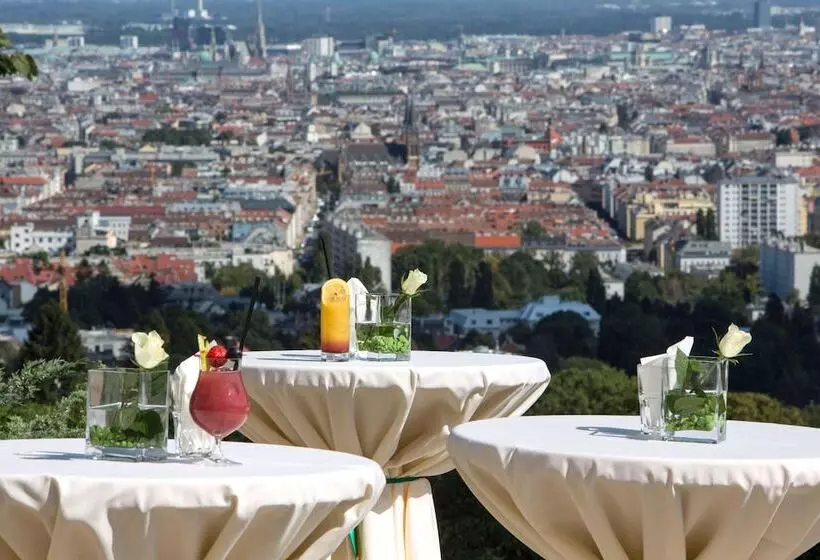 Fotos del hotel Austria Trend Hotel Schloss Wilhelminenberg Wien:  3