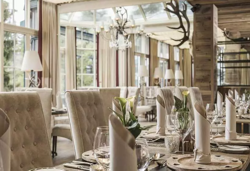 Astoria Resort  Superior