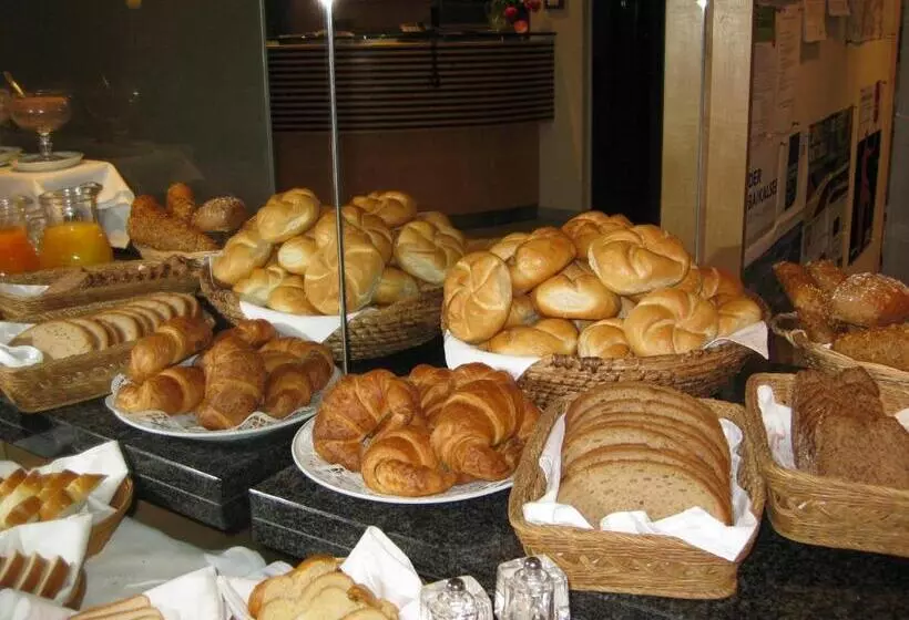 Fotos del hotel City:  3