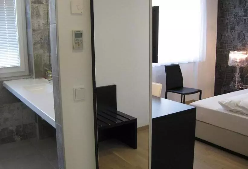 Fotos del hotel City:  14