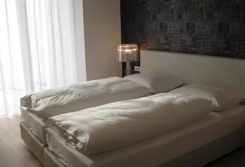 Fotos del hotel City:  17