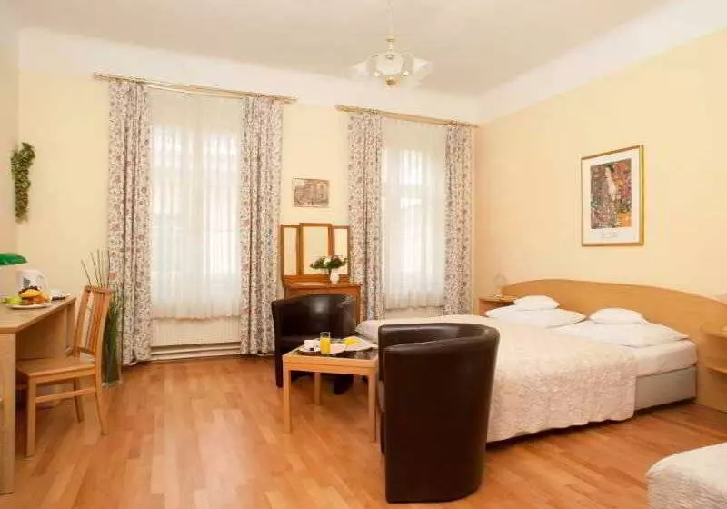 Fotos del hotel Graf Stadion:  16