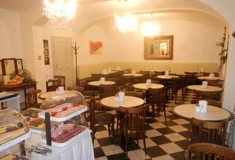 Fotos del hotel Graf Stadion:  4