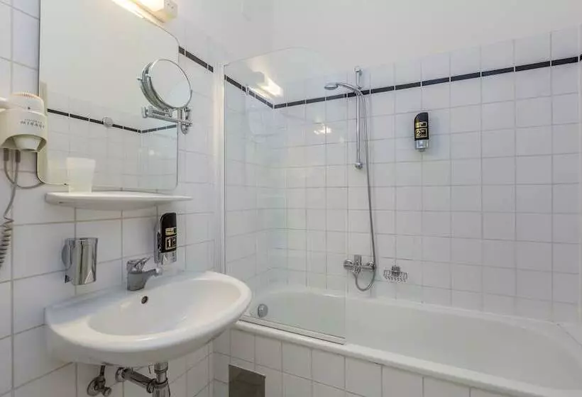 Fotos del hotel Graf Stadion:  5