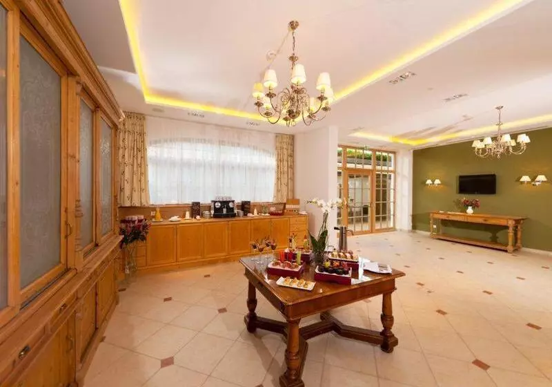 Fotos del hotel Kaiserhof Kitzbühel, 4 Sterne Superior:  4