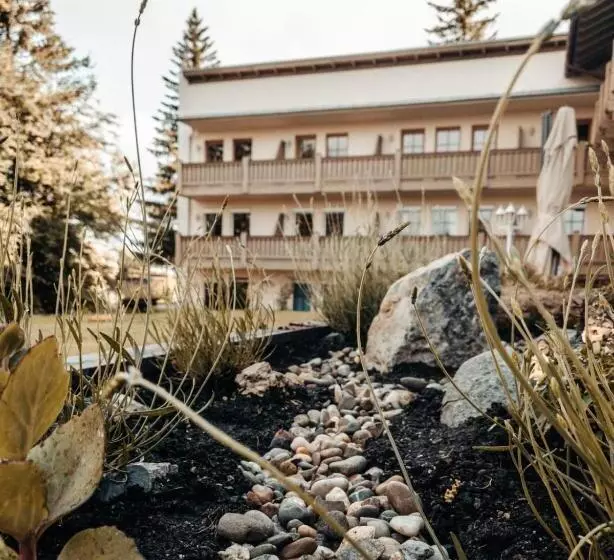 Fotos del hotel Waldhotel Contactless:  12