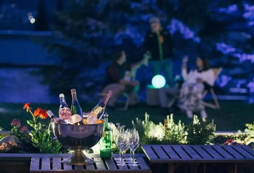 Fotos del hotel Waldhotel Contactless:  10