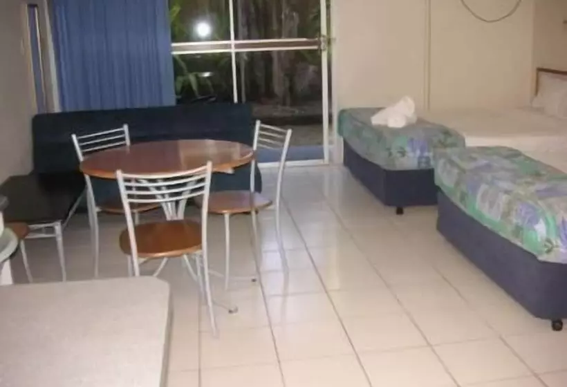Fotos del hotel Cairns Holiday Lodge:  3