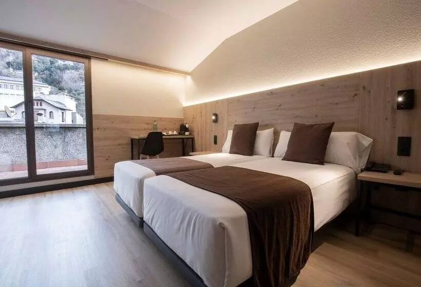 Fotos del hotel Comtes d'Urgell:  26