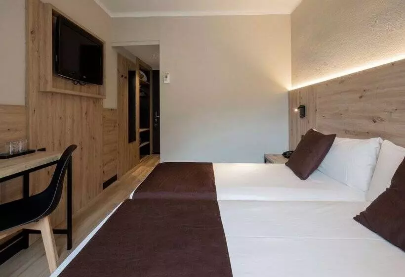 Fotos del hotel Comtes d'Urgell:  5