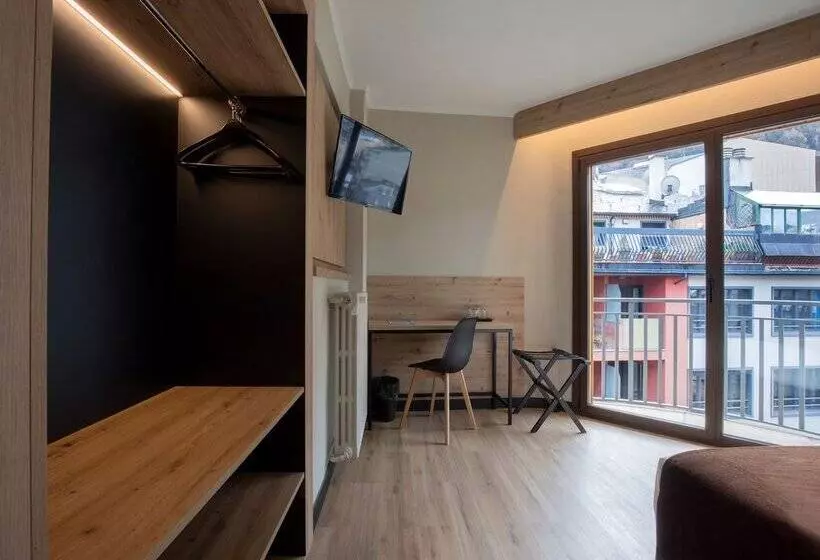 Fotos del hotel Comtes d'Urgell:  83