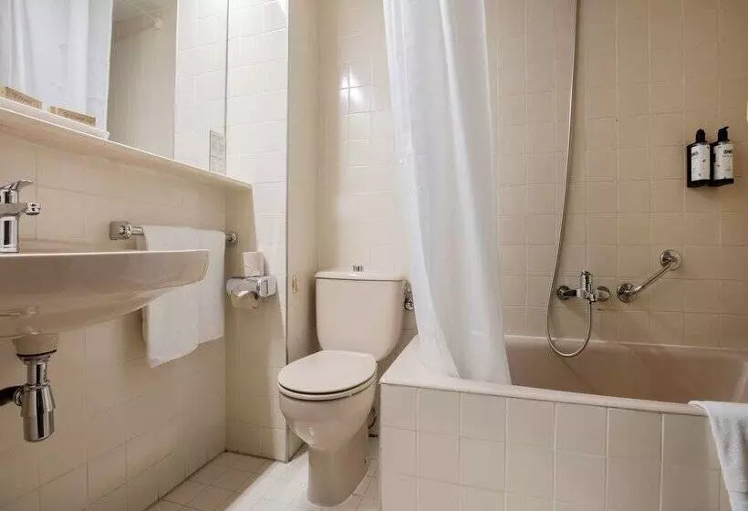 Fotos del hotel Comtes d'Urgell:  73