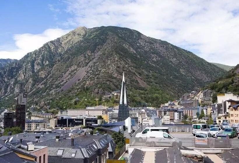 Fotos del hotel Comtes d'Urgell:  81