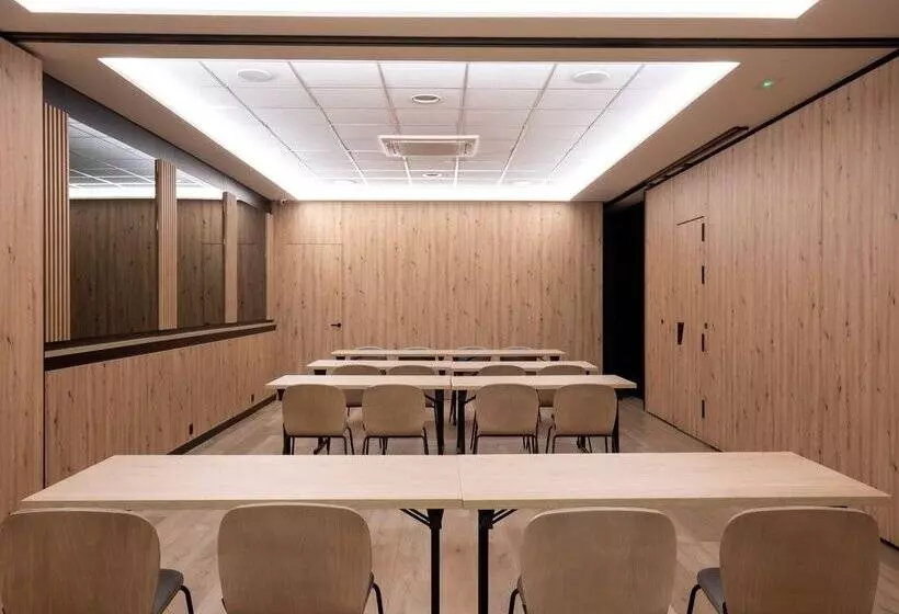 Fotos del hotel Comtes d'Urgell:  69