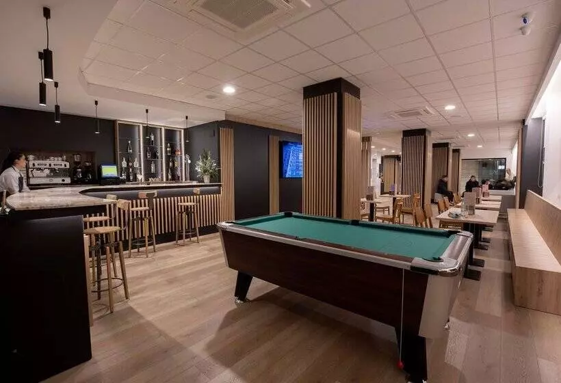 Fotos del hotel Comtes d'Urgell:  68