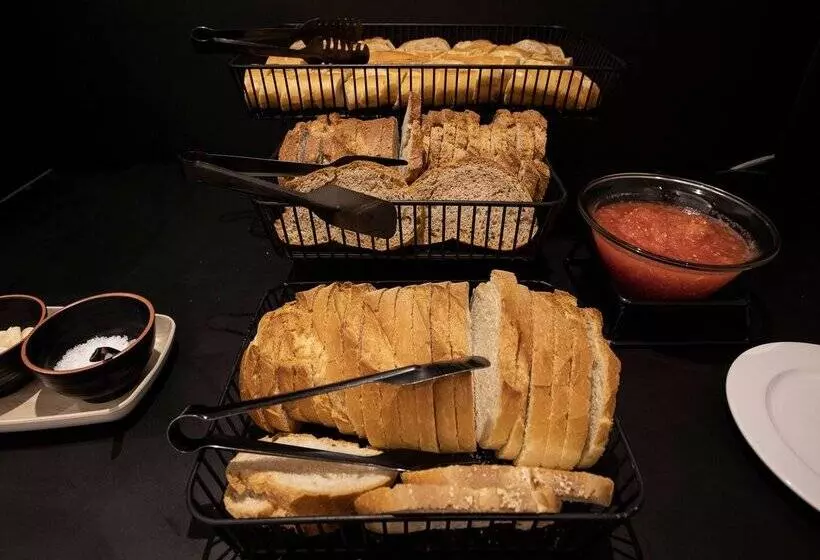 Fotos del hotel Comtes d'Urgell:  53