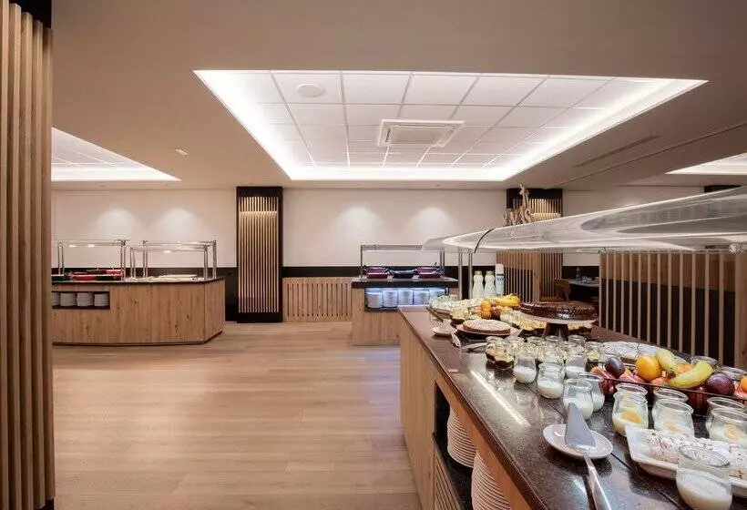 Fotos del hotel Comtes d'Urgell:  107