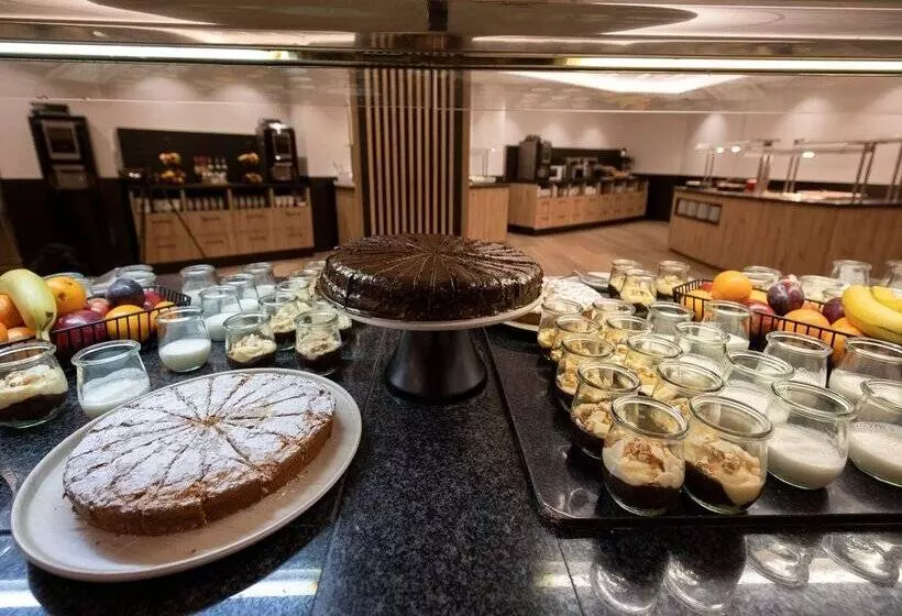 Fotos del hotel Comtes d'Urgell:  89