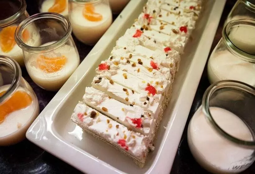 Fotos del hotel Comtes d'Urgell:  43