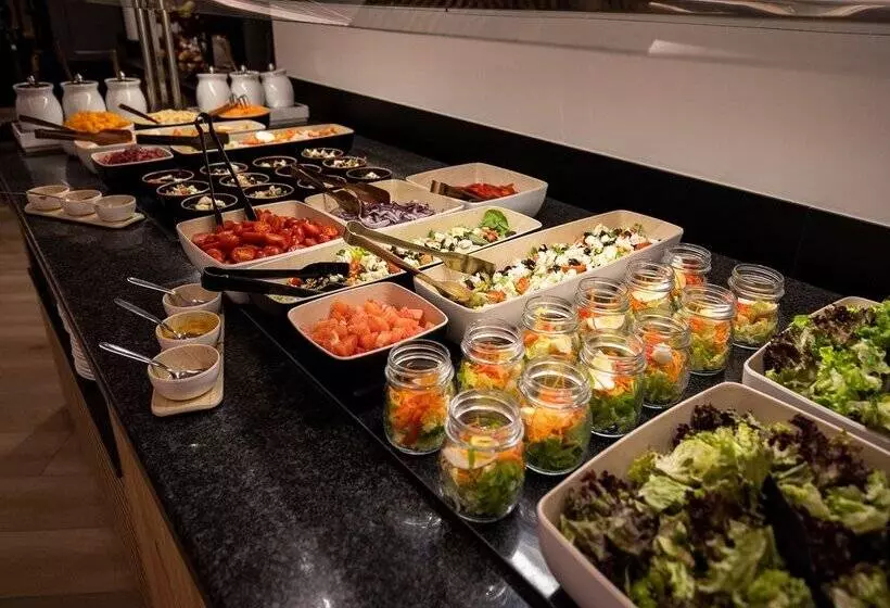 Fotos del hotel Comtes d'Urgell:  61