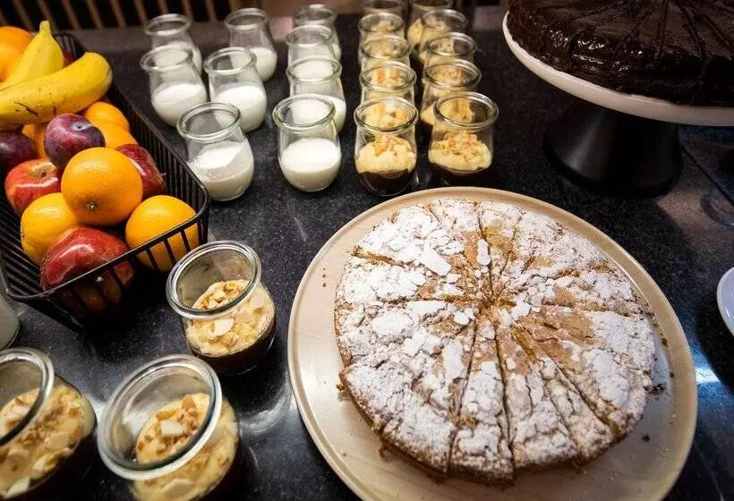 Fotos del hotel Comtes d'Urgell:  91