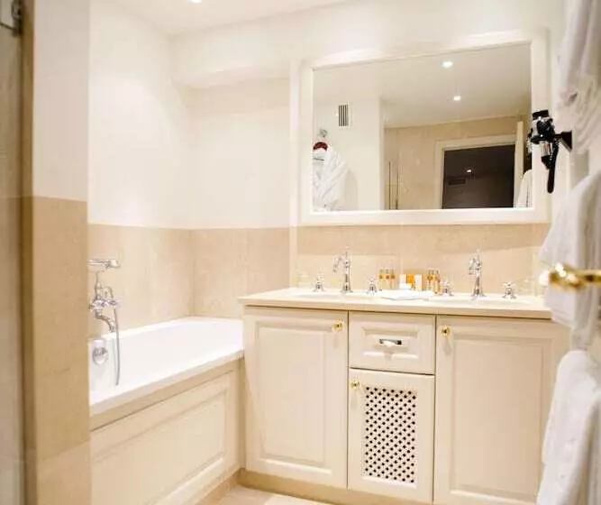 Fotos del hotel Prinsenhof Managed By Dukes' Palace:  15